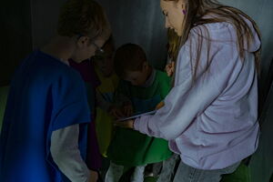 Фотография квеста-анимации Тайны Among Us от компании Корпорация праздников (Фото 3)